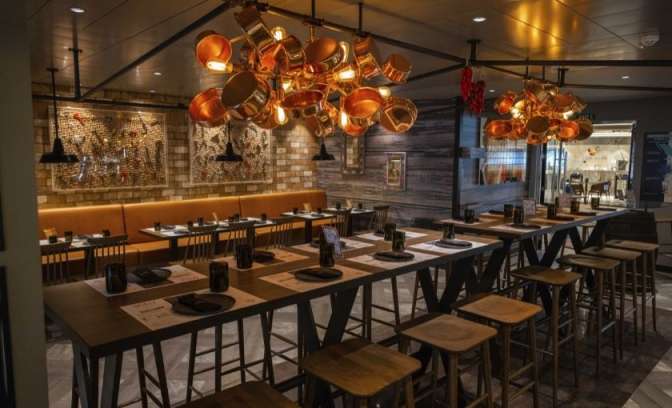 Restaurant op de MSC Virtuosa